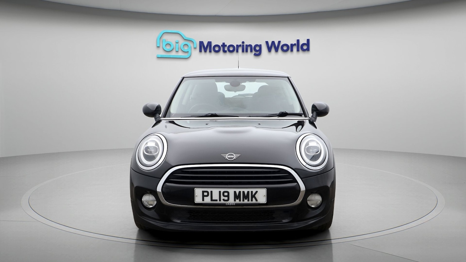 Used MINI Hatch 2019 for sale - 77616523: Photo 2