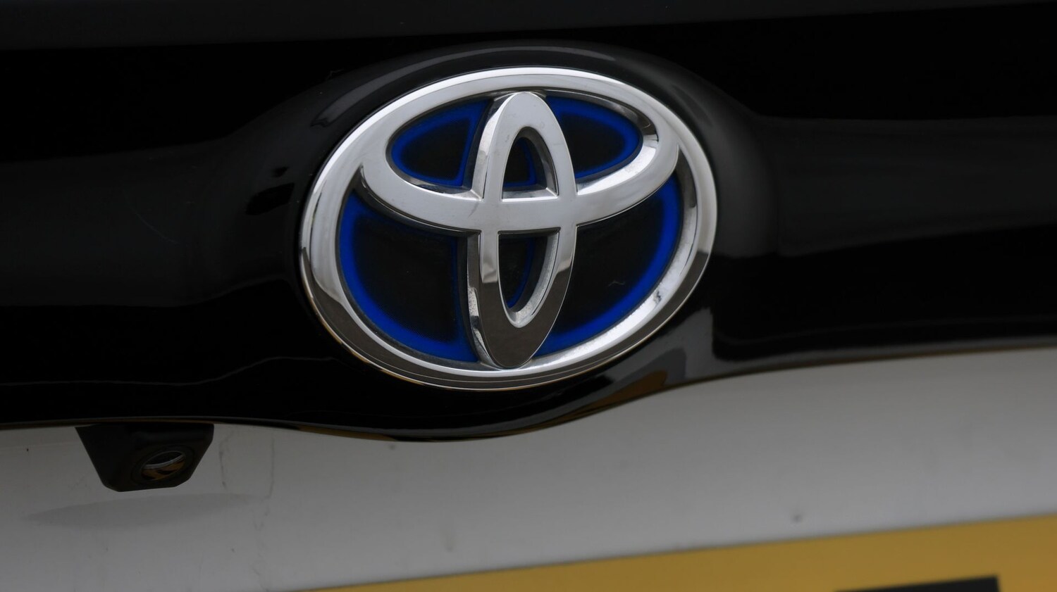 Used Toyota Yaris for sale - 77184120: Photo 21