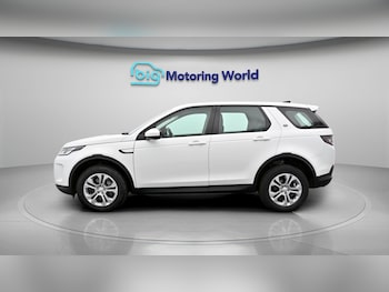 Used Land Rover Discovery Sport 2021 for sale - 78240640: Photo