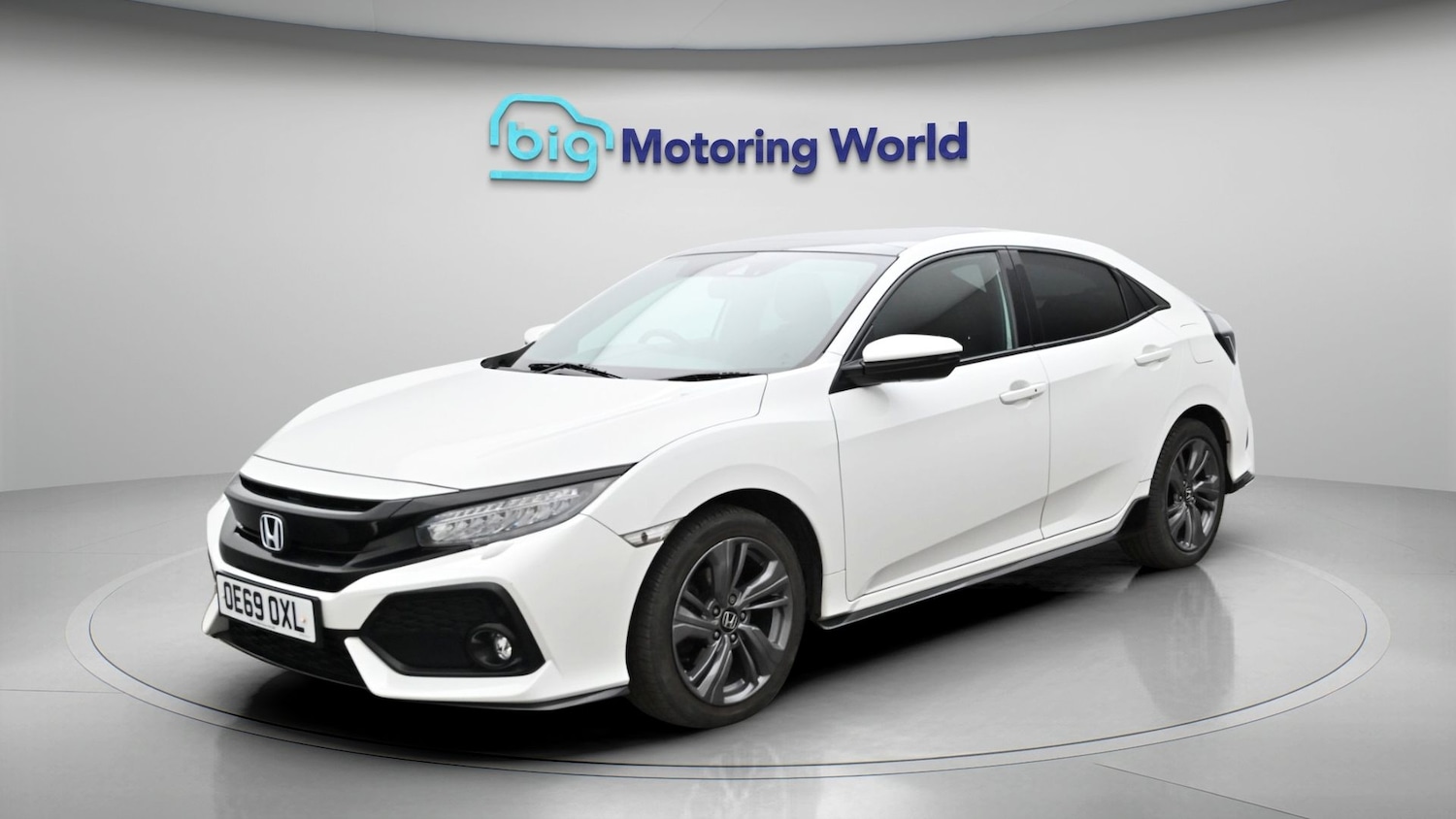 Used Honda Civic 2019 for sale - 78042469: Photo 3