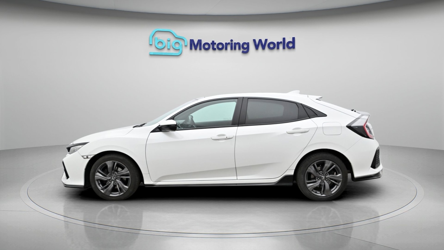 Used Honda Civic 2019 for sale - 78042469: Photo 4