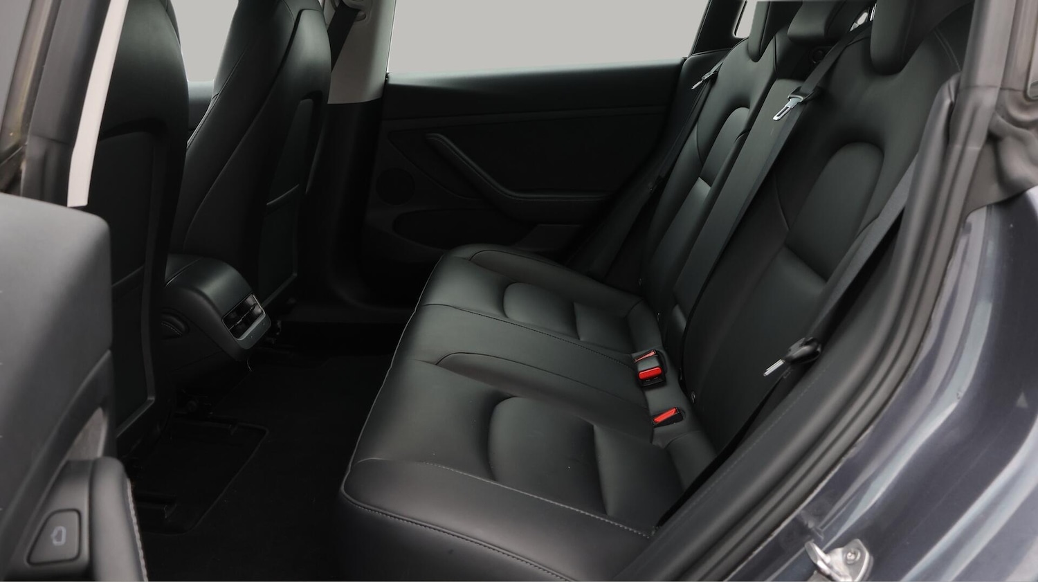 Used Tesla Model 3 2021 for sale - 76645217: Photo 17