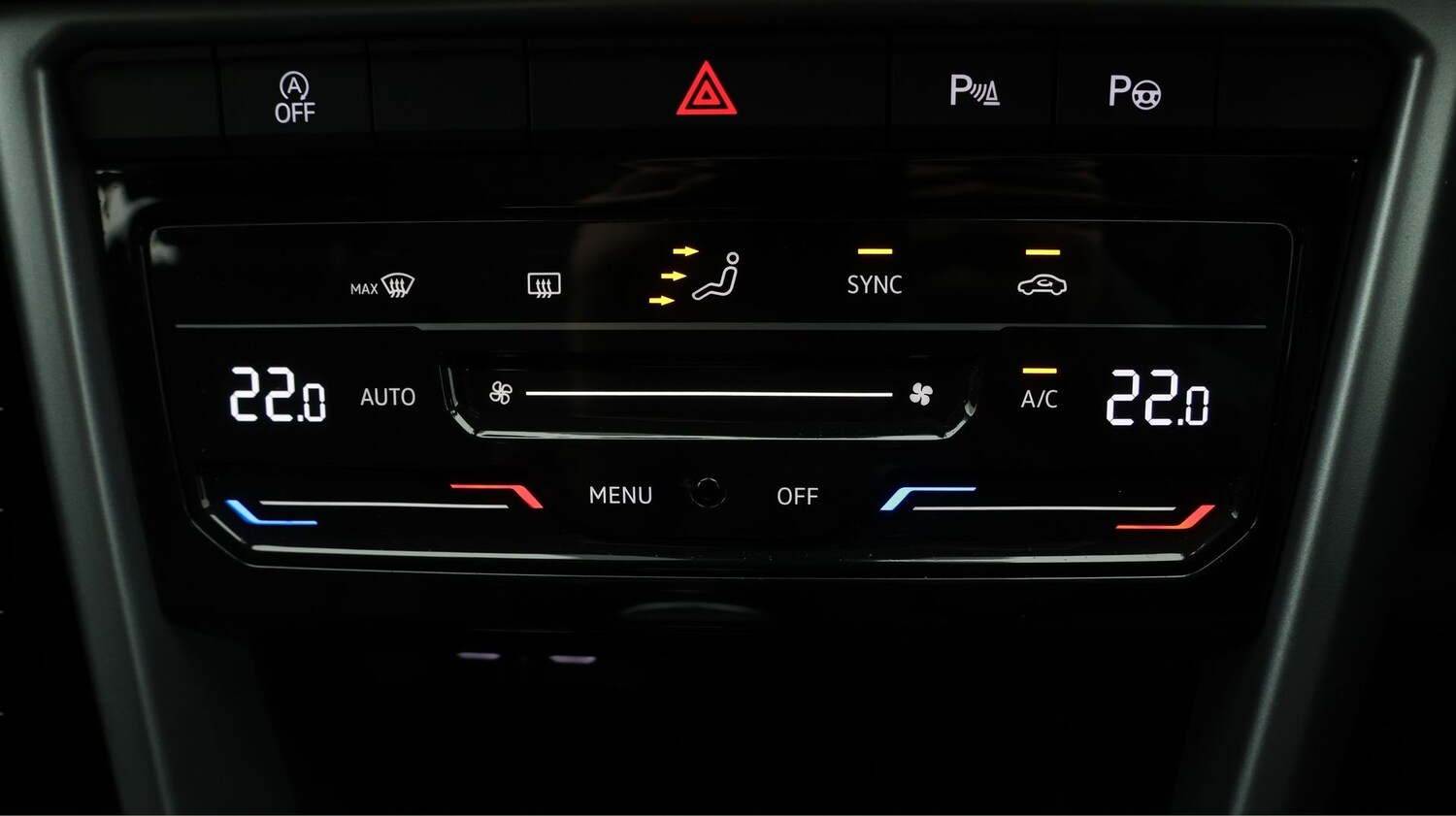 Used Volkswagen T-Roc 2023 for sale - 77610569: Photo 12