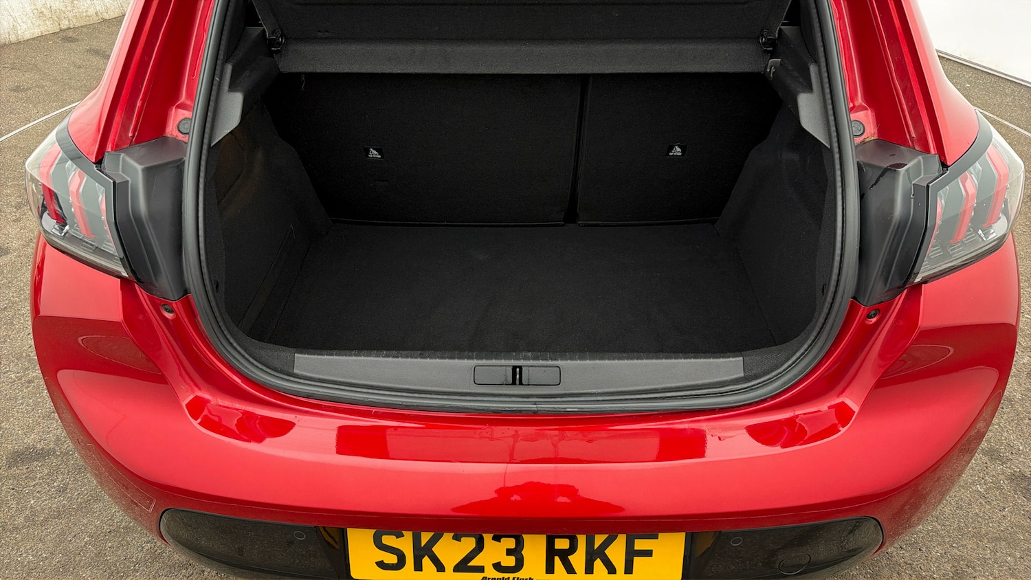 Used Peugeot 208 2023 for sale - 78083863: Photo 16