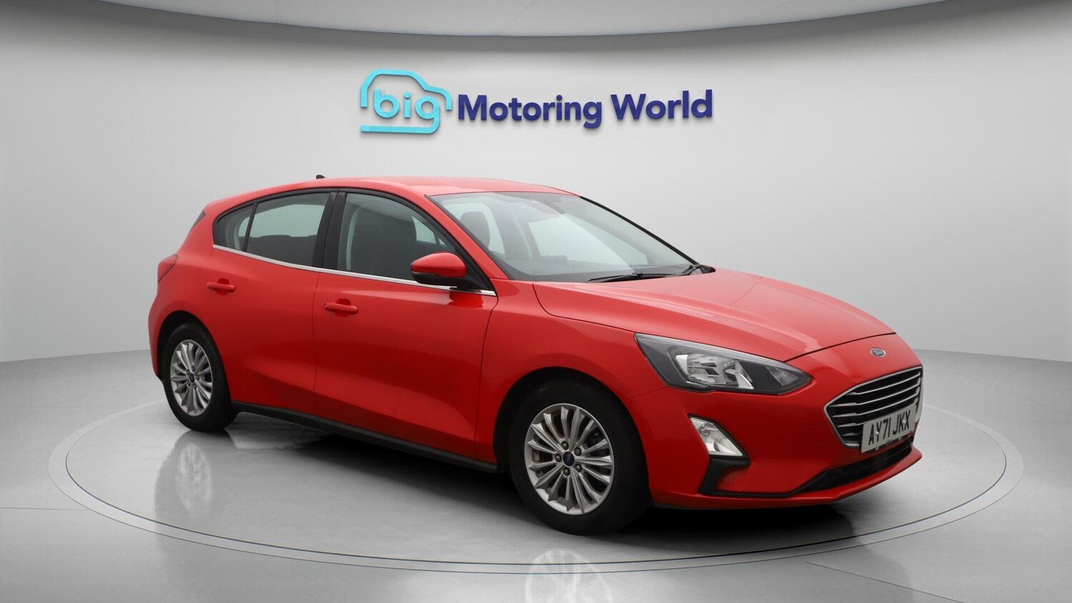 Used Ford Focus 2021 for sale - 76166808: Photo 2
