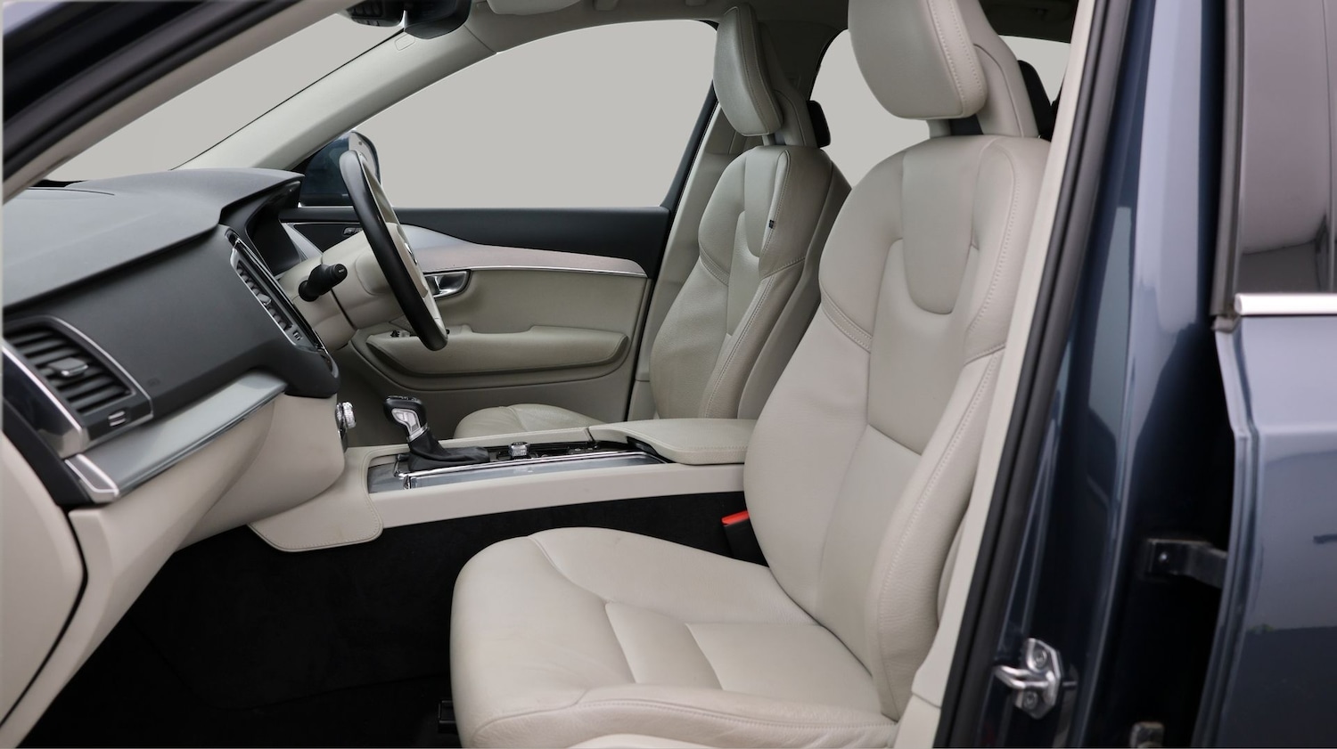 Used Volvo XC90 2017 for sale - 77220270: Photo 14