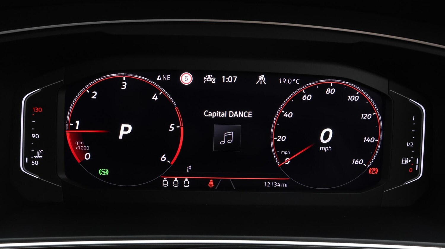 Used Volkswagen Tiguan 2022 for sale - 76001082: Photo 11