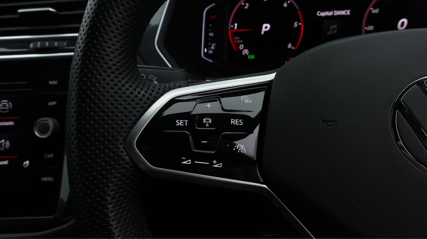 Used Volkswagen Tiguan 2022 for sale - 76001082: Photo 27