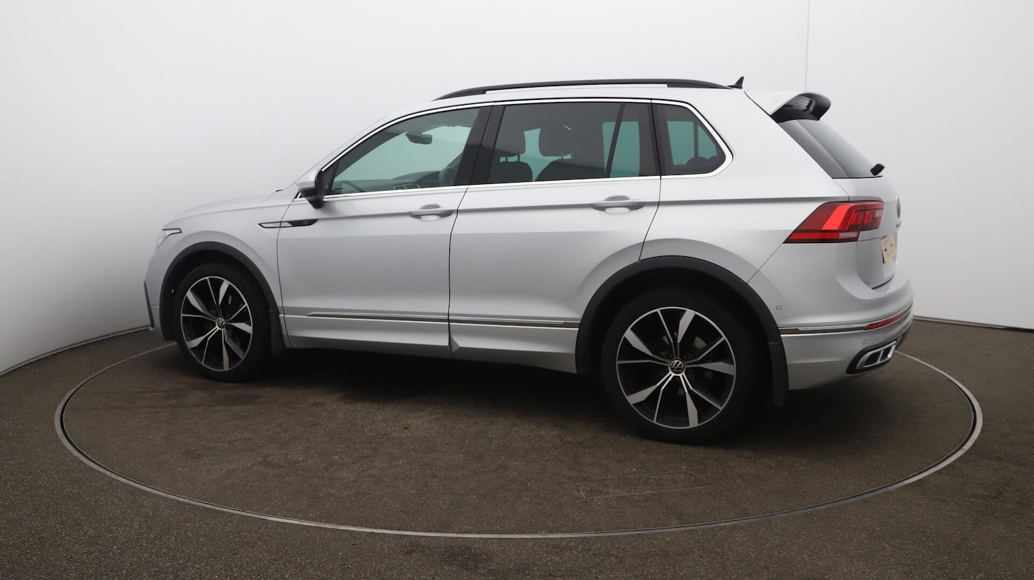 Used Volkswagen Tiguan 2022 for sale - 76001082: Photo 49