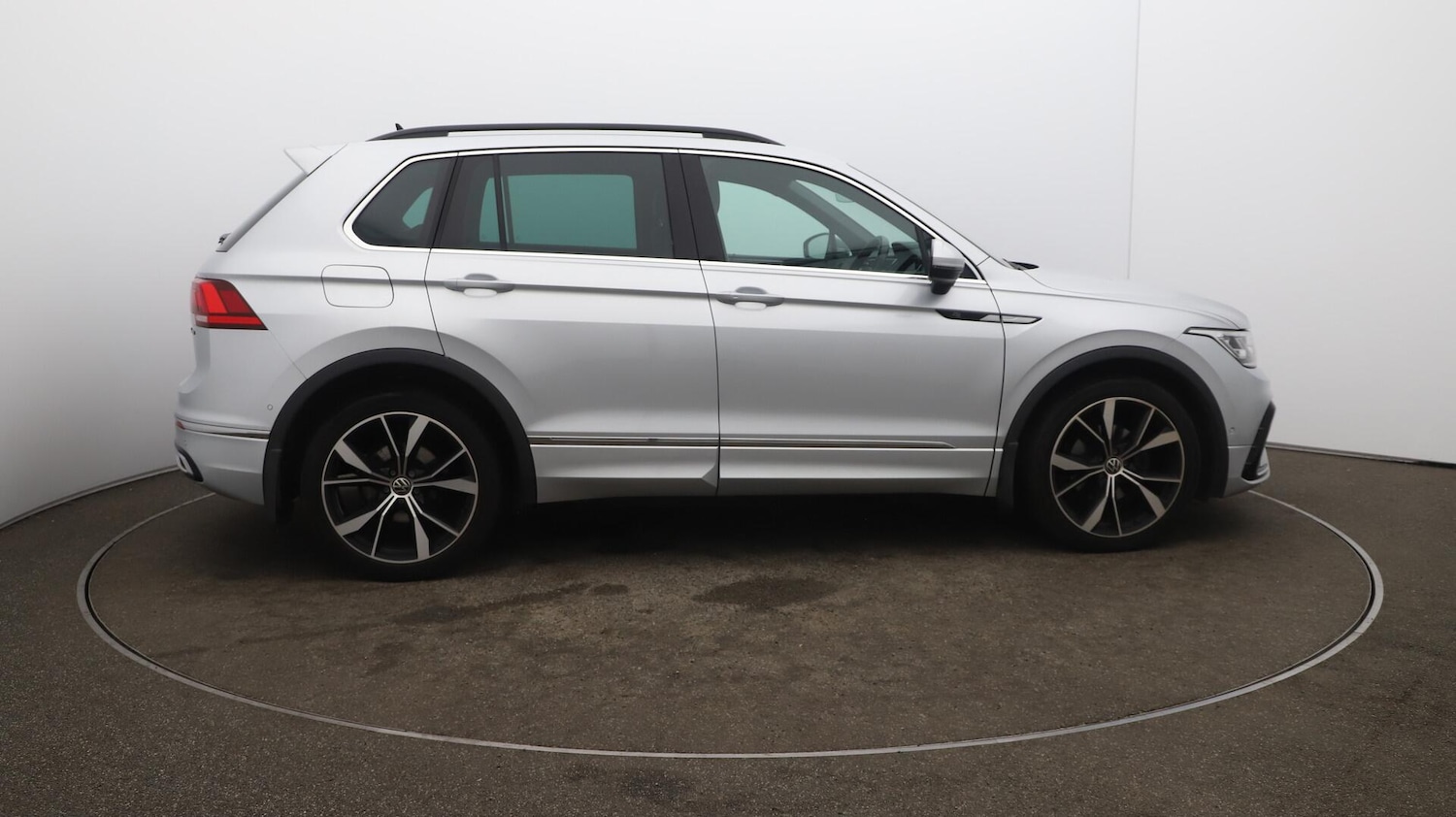 Used Volkswagen Tiguan 2022 for sale - 76001082: Photo 52