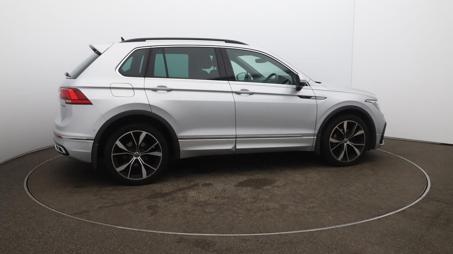 Used Volkswagen Tiguan 2022 for sale - 76001082: Photo 53