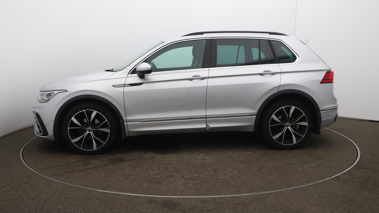 Used Volkswagen Tiguan 2022 for sale - 76001082: Photo 67