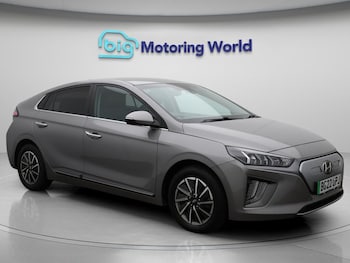 2022 (22) - 38.3kWh Premium SE Hatchback 5dr Electric Auto (136 ps)