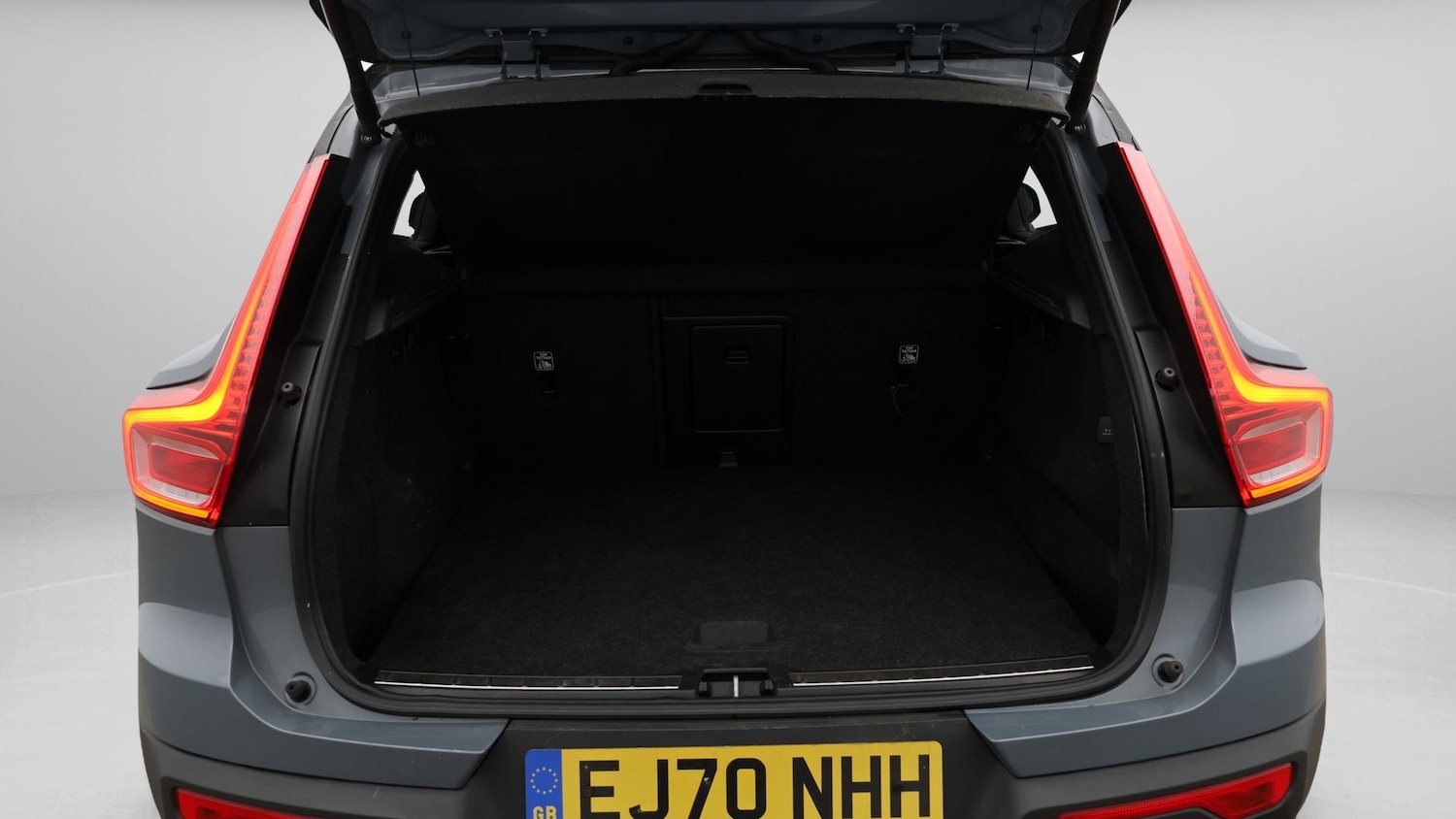 Used Volvo XC40 2020 for sale - 77431218: Photo 17