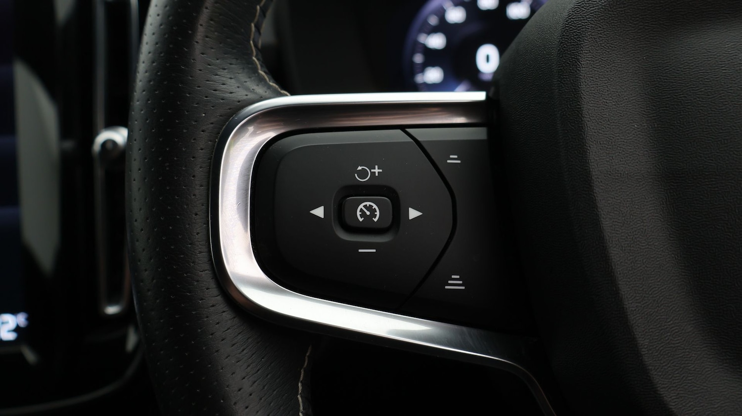 Used Volvo XC40 2020 for sale - 77431218: Photo 23