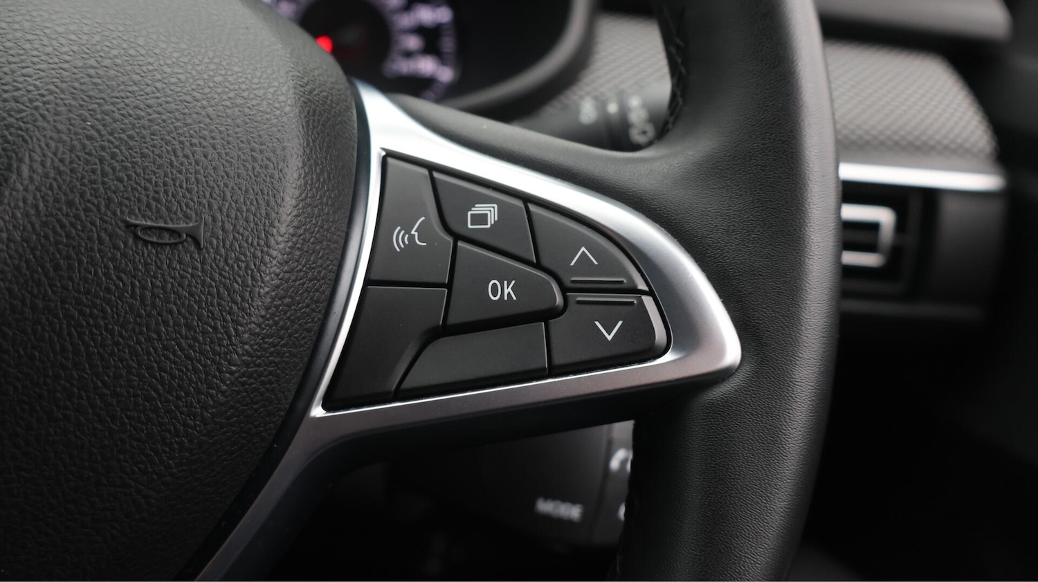 Used Dacia Jogger 2022 for sale - 76499456: Photo 29