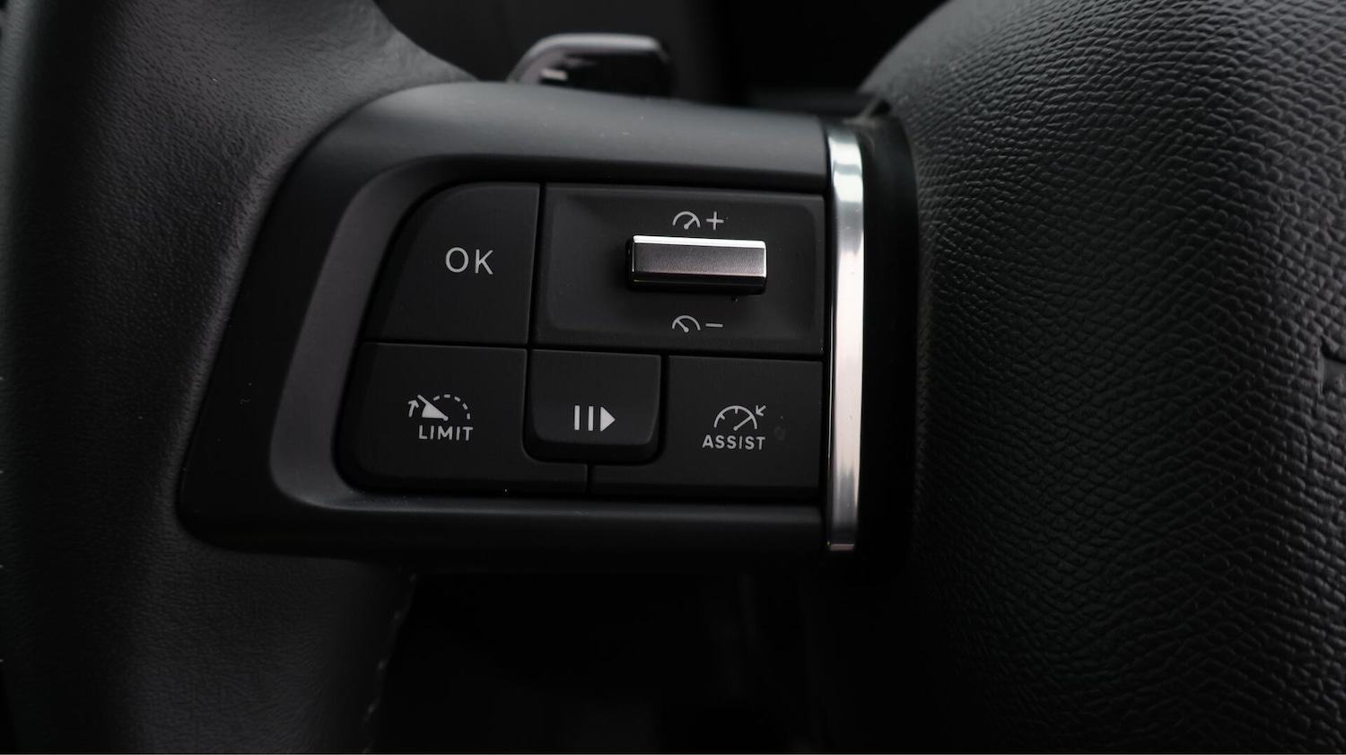 Used Citroen C4 2023 for sale - 76645815: Photo 24