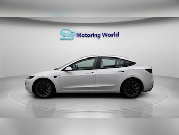 Used Tesla Model 3 2024 for sale - 79390539: Photo