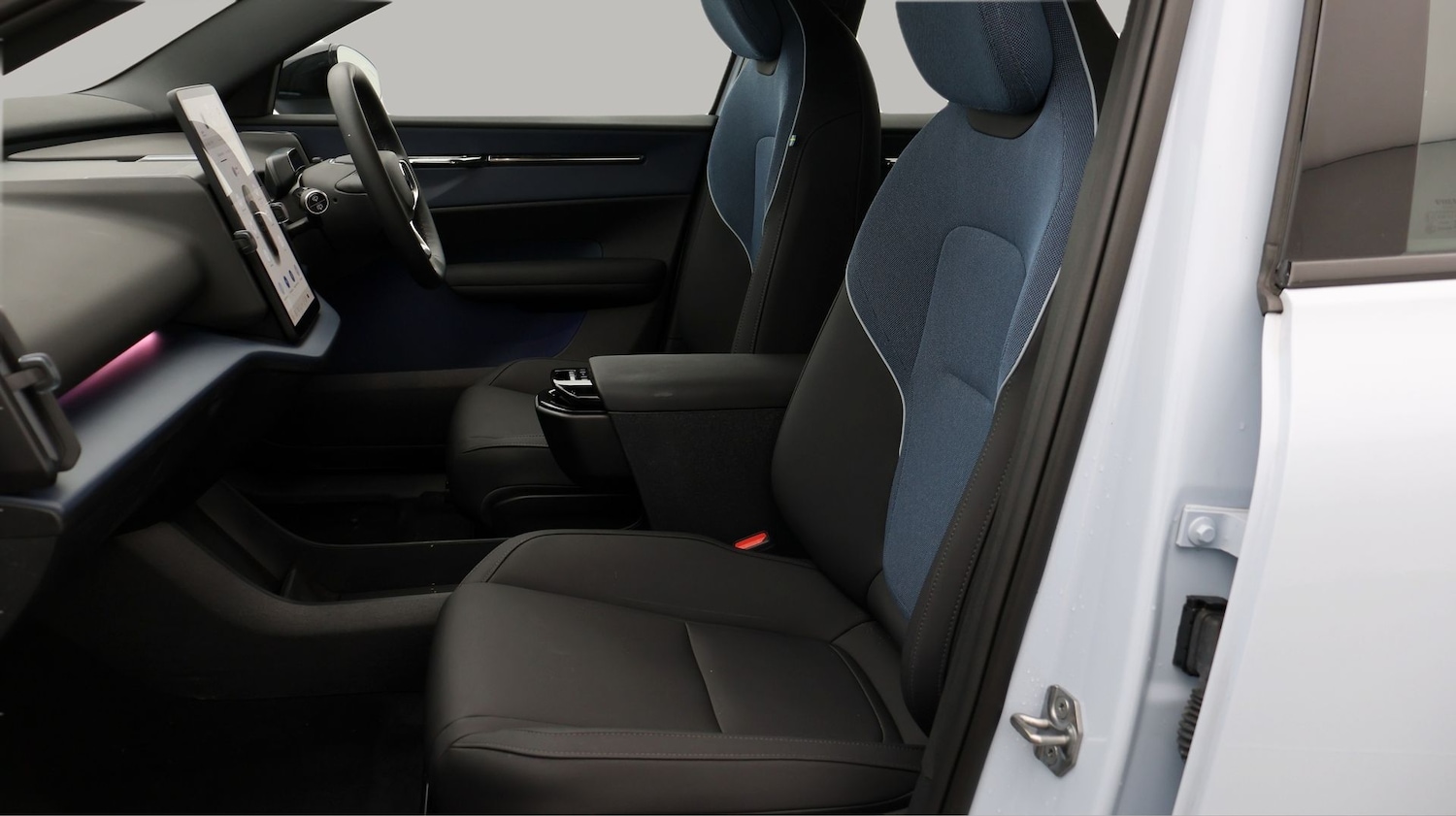 Used Volvo EX30 2024 for sale - 77276806: Photo 14