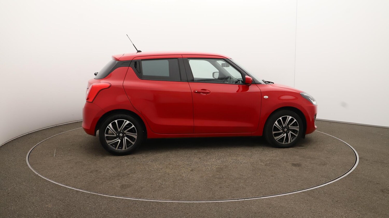 Used Suzuki Swift 2023 for sale - 75904927: Photo 40