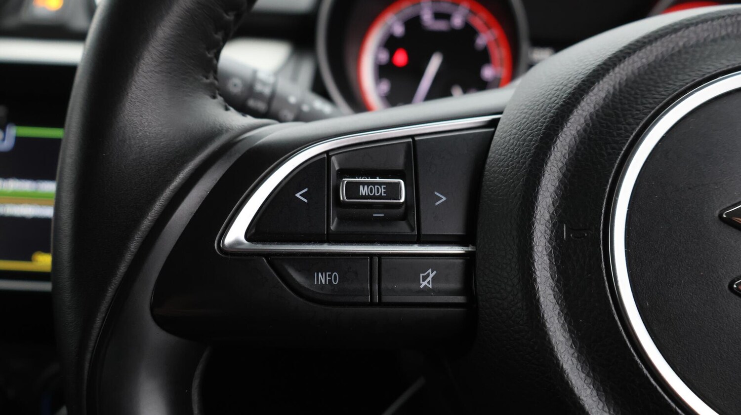 Used Suzuki Swift 2023 for sale - 75904927: Photo 43