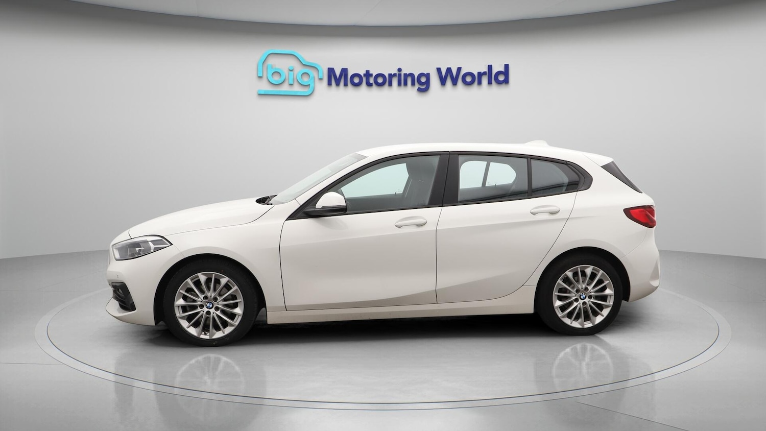 Used BMW 1 Series 2024 for sale - 76537802: Photo 5