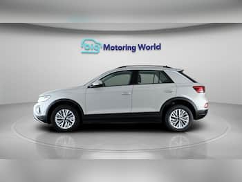Used Volkswagen T-Roc 2023 for sale - 79841928: Photo