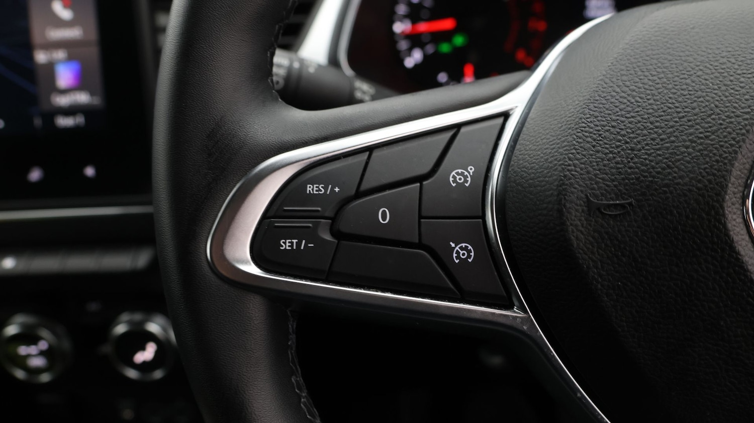 Used Renault Captur 2021 for sale - 77493240: Photo 24