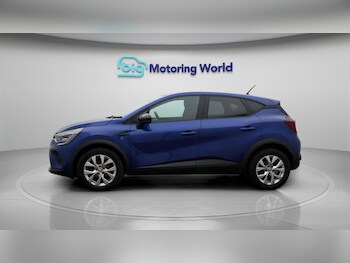 Used Renault Captur 2021 for sale - 77493240: Photo
