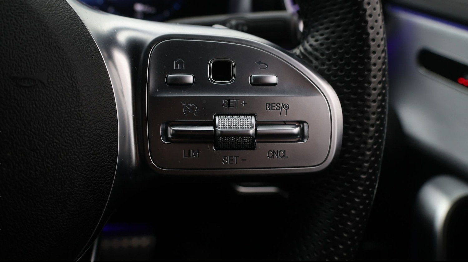 Used Mercedes-Benz CLA 2020 for sale - 77668371: Photo 24