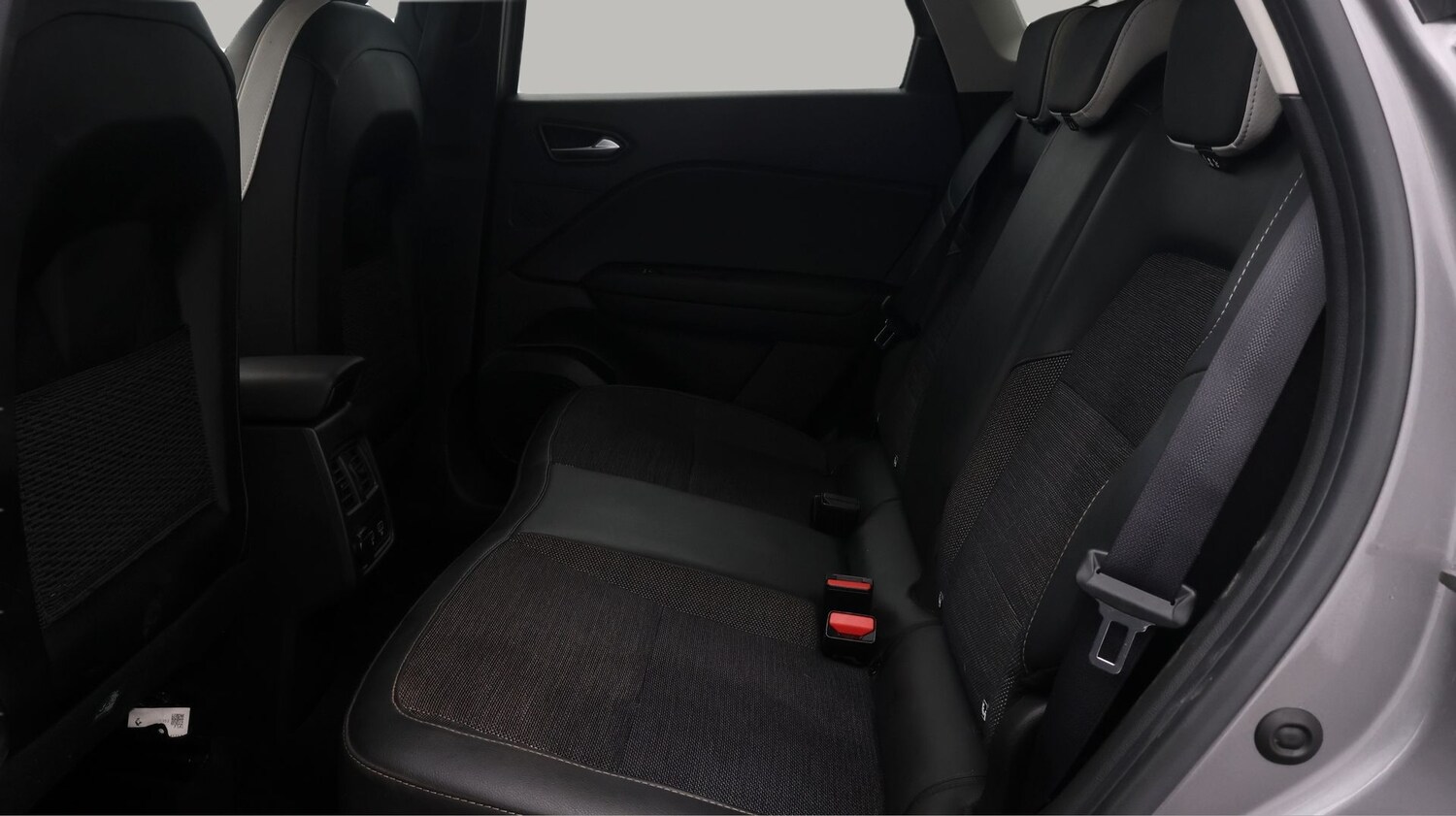 Used Renault Captur for sale - 77728927: Photo 16