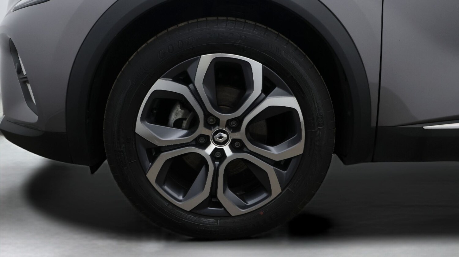 Used Renault Captur for sale - 77728927: Photo 18