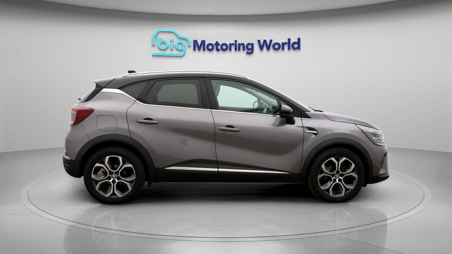 Used Renault Captur for sale - 77728927: Photo 8