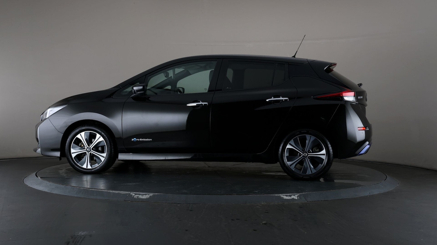 Used Nissan Leaf for sale - 76808836: Photo 32