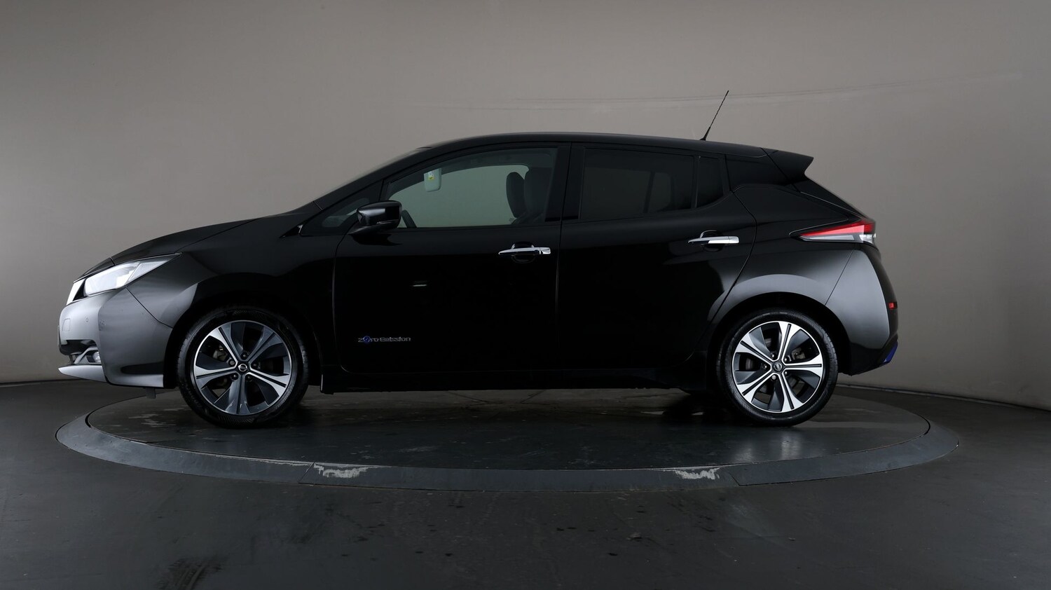 Used Nissan Leaf for sale - 76808836: Photo 34