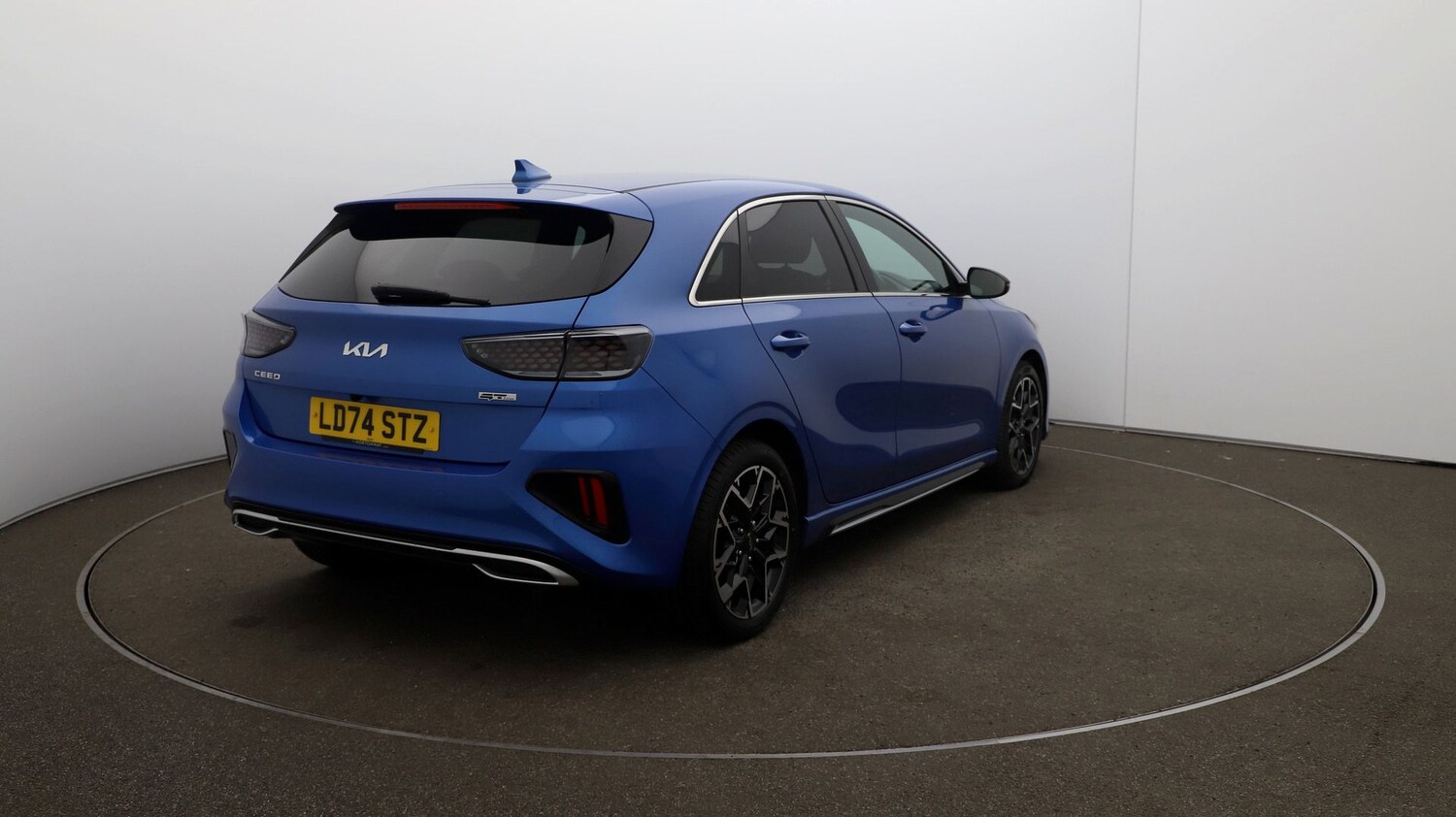 Used Kia Ceed for sale - 76808728: Photo 48