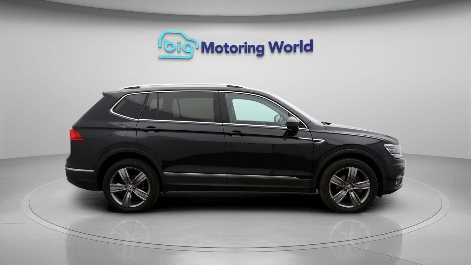 Used Volkswagen Tiguan Allspace for sale - 77736089: Photo 8
