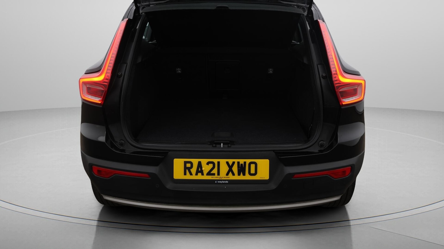 Used Volvo XC40 2021 for sale - 76688883: Photo 18