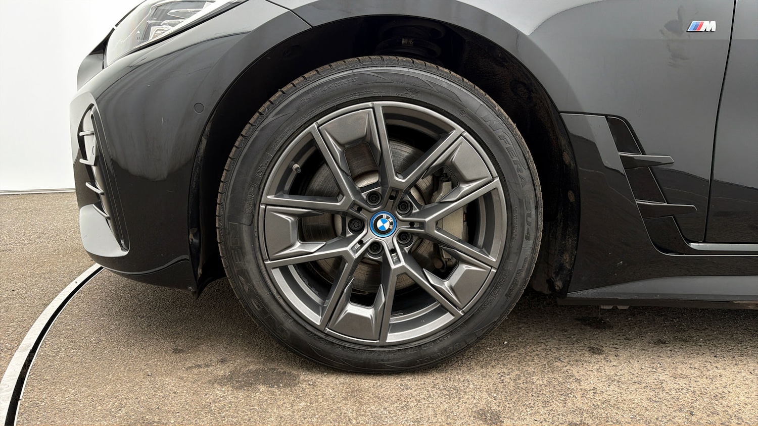 Used BMW i4 2022 for sale - 78121432: Photo 17