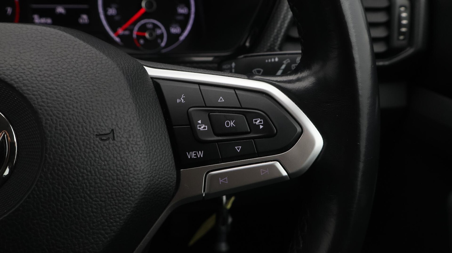 Used Volkswagen T-Cross 2020 for sale - 76608576: Photo 24