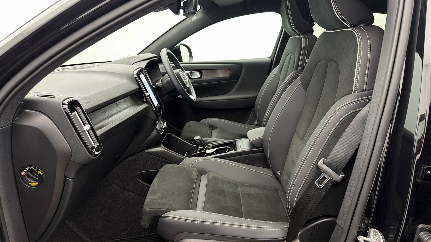 Used Volvo C40 2023 for sale - 78077504: Photo 13