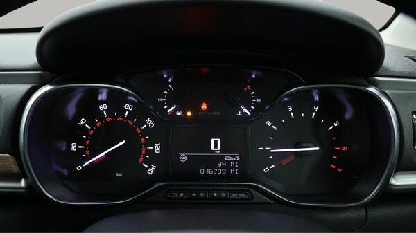 Used Citroen C3 2021 for sale - 76151537: Photo 11