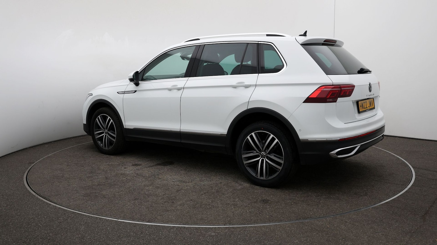 Used Volkswagen Tiguan for sale - 76809007: Photo 30