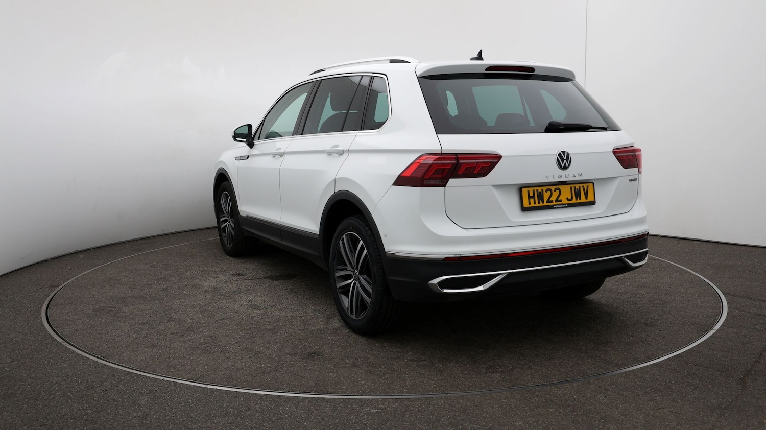 Used Volkswagen Tiguan for sale - 76809007: Photo 56