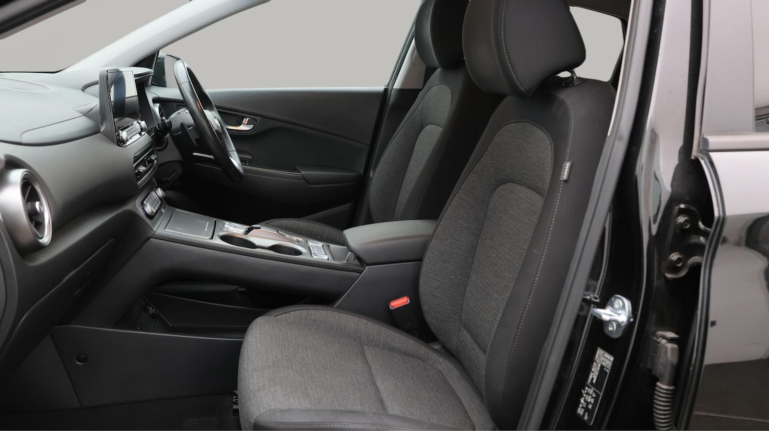 Used Hyundai KONA 2021 for sale - 76295134: Photo 15