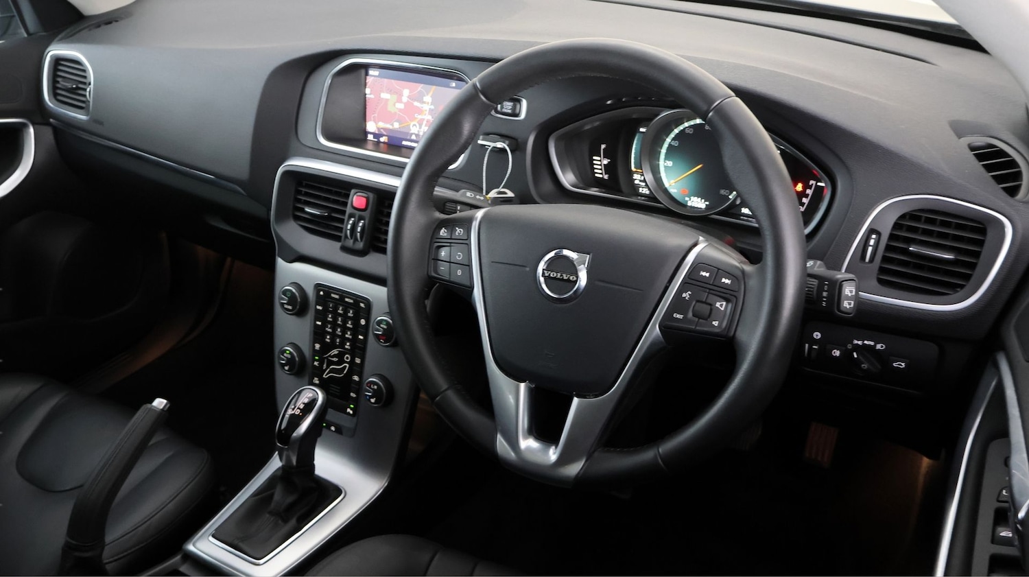 Used Volvo V40 2019 for sale - 78070164: Photo 9