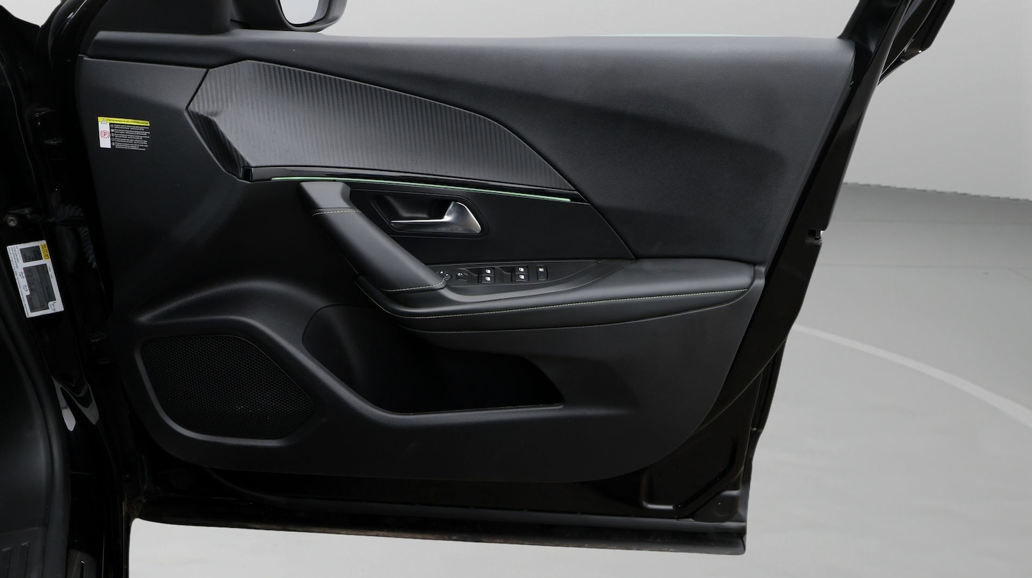 Used Peugeot 2008 2023 for sale - 77804042: Photo 15