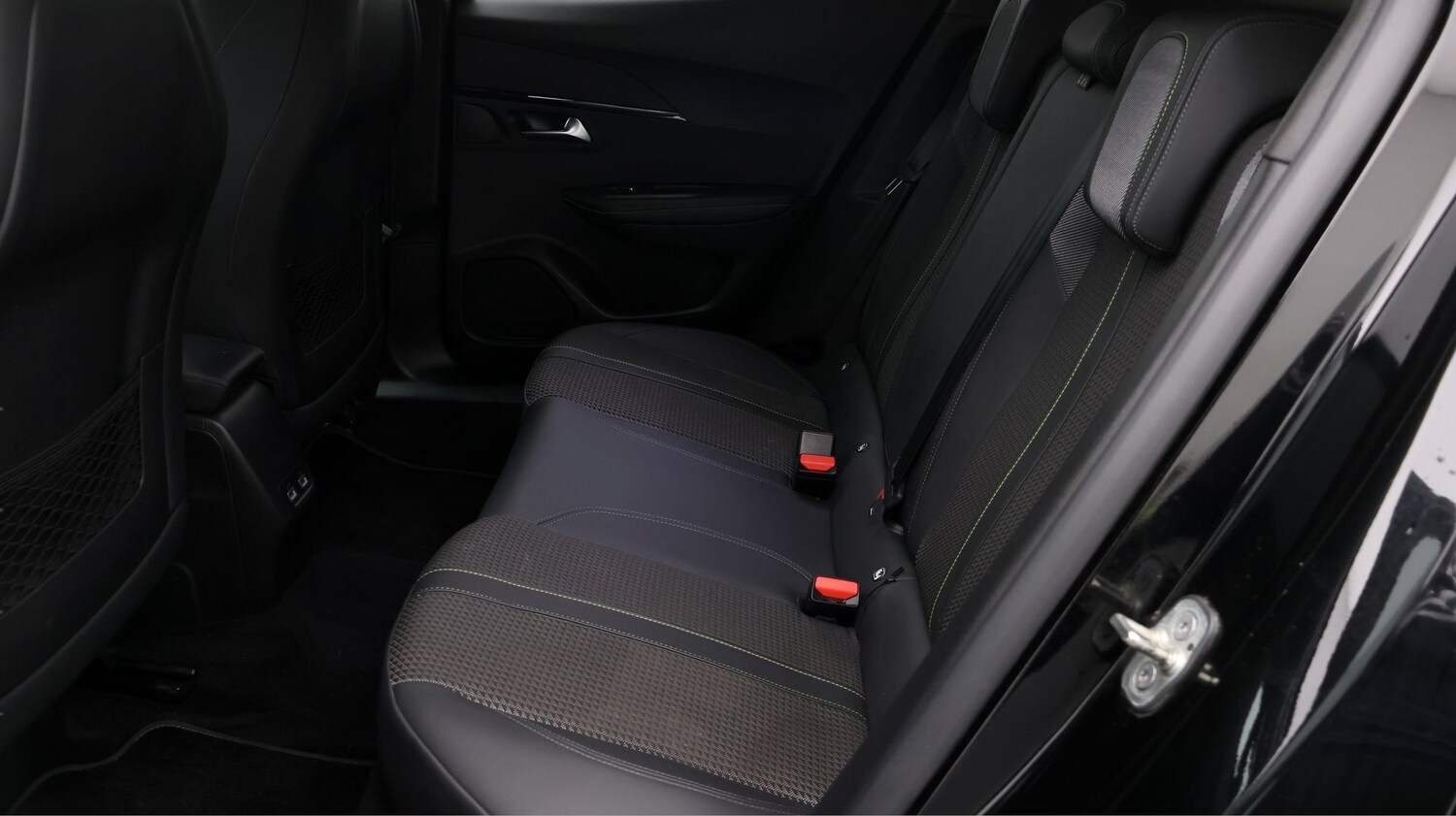 Used Peugeot 2008 2023 for sale - 77804042: Photo 16