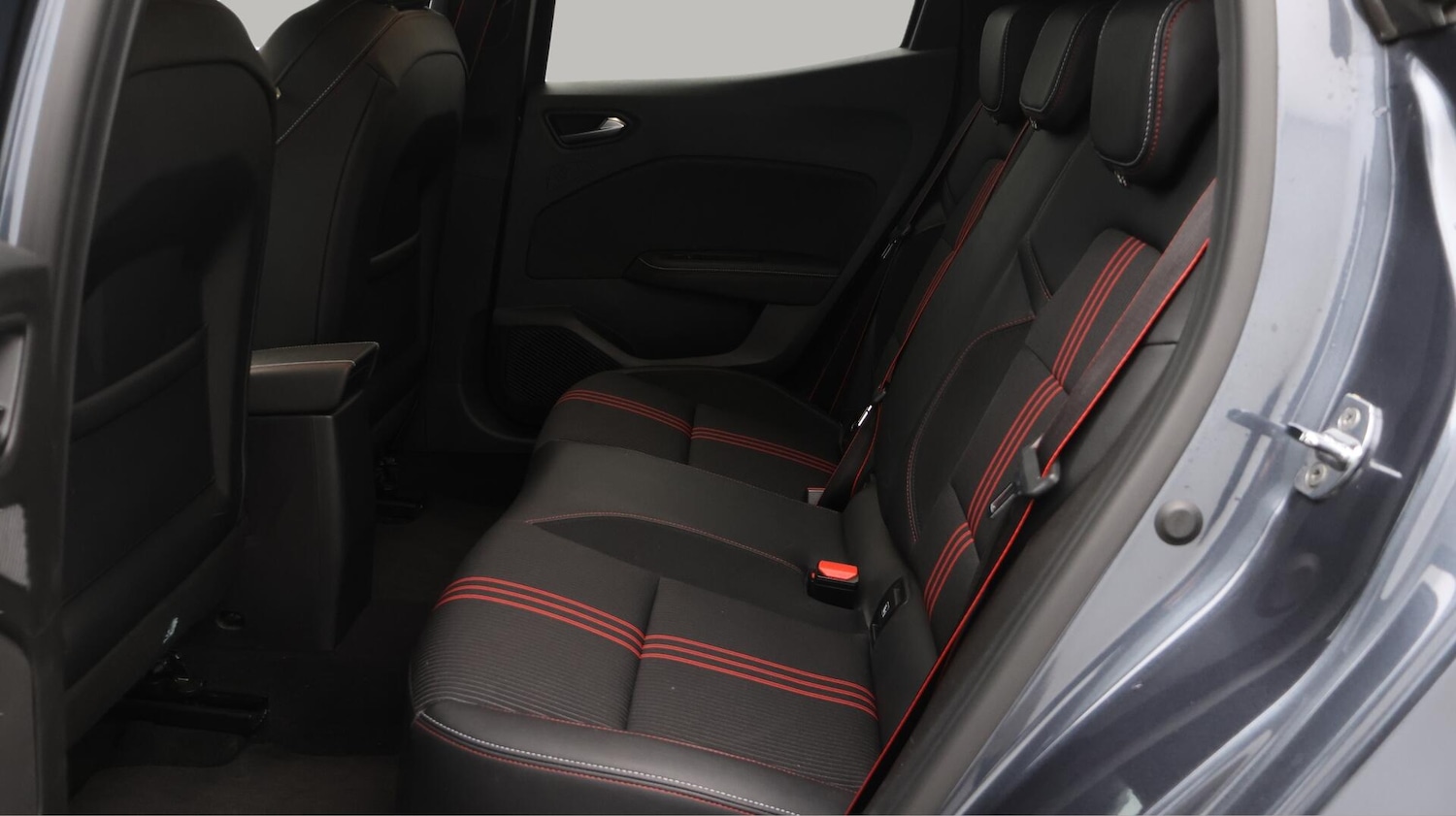 Used Renault Clio 2021 for sale - 76657675: Photo 17