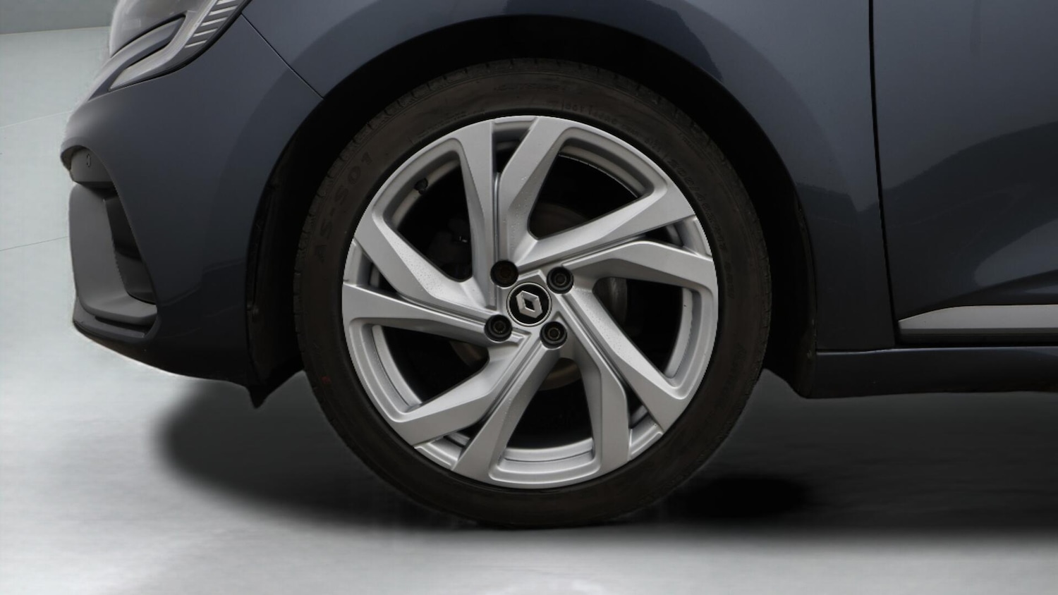 Used Renault Clio 2021 for sale - 76657675: Photo 19